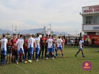 
<a style='margin-left: 5px;' class='btn btn-xs btn-social btn-facebook' href='https://www.facebook.com/sharer/sharer.php?u=https://boladovale.com.br/imgs/800-800-90/conteudo/fotos/1635/img5469.jpg' rel='popup' data-width='500' data-height='400'><i class='fa fa-facebook'></i>Compartilhar <span class='hidden-xs'>no Facebook</span>
</a> 
<a class='btn btn-default btn-xs' target='_blank' href='imgs/800-800-90/conteudo/fotos/1635/img5469.jpg'>
<span class='glyphicon glyphicon-cloud-download'></span> Salvar
</a> 
<span></span>