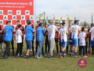 
<a style='margin-left: 5px;' class='btn btn-xs btn-social btn-facebook' href='https://www.facebook.com/sharer/sharer.php?u=https://boladovale.com.br/imgs/800-800-90/conteudo/fotos/1635/img5471.jpg' rel='popup' data-width='500' data-height='400'><i class='fa fa-facebook'></i>Compartilhar <span class='hidden-xs'>no Facebook</span>
</a> 
<a class='btn btn-default btn-xs' target='_blank' href='imgs/800-800-90/conteudo/fotos/1635/img5471.jpg'>
<span class='glyphicon glyphicon-cloud-download'></span> Salvar
</a> 
<span></span>