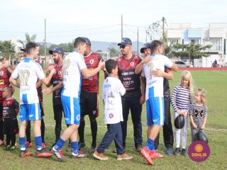 
<a style='margin-left: 5px;' class='btn btn-xs btn-social btn-facebook' href='https://www.facebook.com/sharer/sharer.php?u=https://boladovale.com.br/imgs/800-800-90/conteudo/fotos/1635/img5473.jpg' rel='popup' data-width='500' data-height='400'><i class='fa fa-facebook'></i>Compartilhar <span class='hidden-xs'>no Facebook</span>
</a> 
<a class='btn btn-default btn-xs' target='_blank' href='imgs/800-800-90/conteudo/fotos/1635/img5473.jpg'>
<span class='glyphicon glyphicon-cloud-download'></span> Salvar
</a> 
<span></span>