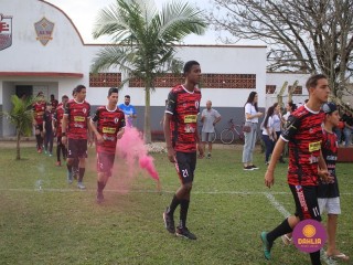 
<a style='margin-left: 5px;' class='btn btn-xs btn-social btn-facebook' href='https://www.facebook.com/sharer/sharer.php?u=https://boladovale.com.br/imgs/800-800-90/conteudo/fotos/1635/img5497.jpg' rel='popup' data-width='500' data-height='400'><i class='fa fa-facebook'></i>Compartilhar <span class='hidden-xs'>no Facebook</span>
</a> 
<a class='btn btn-default btn-xs' target='_blank' href='imgs/800-800-90/conteudo/fotos/1635/img5497.jpg'>
<span class='glyphicon glyphicon-cloud-download'></span> Salvar
</a> 
<span></span>