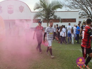 
<a style='margin-left: 5px;' class='btn btn-xs btn-social btn-facebook' href='https://www.facebook.com/sharer/sharer.php?u=https://boladovale.com.br/imgs/800-800-90/conteudo/fotos/1635/img5510.jpg' rel='popup' data-width='500' data-height='400'><i class='fa fa-facebook'></i>Compartilhar <span class='hidden-xs'>no Facebook</span>
</a> 
<a class='btn btn-default btn-xs' target='_blank' href='imgs/800-800-90/conteudo/fotos/1635/img5510.jpg'>
<span class='glyphicon glyphicon-cloud-download'></span> Salvar
</a> 
<span></span>