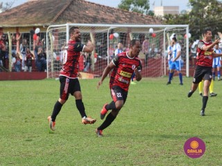 
<a style='margin-left: 5px;' class='btn btn-xs btn-social btn-facebook' href='https://www.facebook.com/sharer/sharer.php?u=https://boladovale.com.br/imgs/800-800-90/conteudo/fotos/1635/img5551.jpg' rel='popup' data-width='500' data-height='400'><i class='fa fa-facebook'></i>Compartilhar <span class='hidden-xs'>no Facebook</span>
</a> 
<a class='btn btn-default btn-xs' target='_blank' href='imgs/800-800-90/conteudo/fotos/1635/img5551.jpg'>
<span class='glyphicon glyphicon-cloud-download'></span> Salvar
</a> 
<span></span>