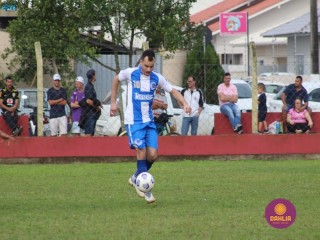 
<a style='margin-left: 5px;' class='btn btn-xs btn-social btn-facebook' href='https://www.facebook.com/sharer/sharer.php?u=https://boladovale.com.br/imgs/800-800-90/conteudo/fotos/1635/img5559.jpg' rel='popup' data-width='500' data-height='400'><i class='fa fa-facebook'></i>Compartilhar <span class='hidden-xs'>no Facebook</span>
</a> 
<a class='btn btn-default btn-xs' target='_blank' href='imgs/800-800-90/conteudo/fotos/1635/img5559.jpg'>
<span class='glyphicon glyphicon-cloud-download'></span> Salvar
</a> 
<span></span>