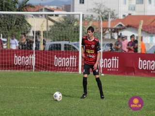 
<a style='margin-left: 5px;' class='btn btn-xs btn-social btn-facebook' href='https://www.facebook.com/sharer/sharer.php?u=https://boladovale.com.br/imgs/800-800-90/conteudo/fotos/1635/img5574.jpg' rel='popup' data-width='500' data-height='400'><i class='fa fa-facebook'></i>Compartilhar <span class='hidden-xs'>no Facebook</span>
</a> 
<a class='btn btn-default btn-xs' target='_blank' href='imgs/800-800-90/conteudo/fotos/1635/img5574.jpg'>
<span class='glyphicon glyphicon-cloud-download'></span> Salvar
</a> 
<span></span>