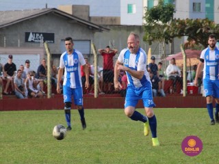 
<a style='margin-left: 5px;' class='btn btn-xs btn-social btn-facebook' href='https://www.facebook.com/sharer/sharer.php?u=https://boladovale.com.br/imgs/800-800-90/conteudo/fotos/1635/img5679.jpg' rel='popup' data-width='500' data-height='400'><i class='fa fa-facebook'></i>Compartilhar <span class='hidden-xs'>no Facebook</span>
</a> 
<a class='btn btn-default btn-xs' target='_blank' href='imgs/800-800-90/conteudo/fotos/1635/img5679.jpg'>
<span class='glyphicon glyphicon-cloud-download'></span> Salvar
</a> 
<span></span>