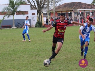 
<a style='margin-left: 5px;' class='btn btn-xs btn-social btn-facebook' href='https://www.facebook.com/sharer/sharer.php?u=https://boladovale.com.br/imgs/800-800-90/conteudo/fotos/1635/img5713.jpg' rel='popup' data-width='500' data-height='400'><i class='fa fa-facebook'></i>Compartilhar <span class='hidden-xs'>no Facebook</span>
</a> 
<a class='btn btn-default btn-xs' target='_blank' href='imgs/800-800-90/conteudo/fotos/1635/img5713.jpg'>
<span class='glyphicon glyphicon-cloud-download'></span> Salvar
</a> 
<span></span>