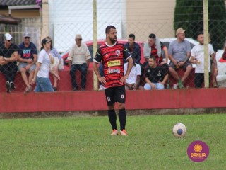 
<a style='margin-left: 5px;' class='btn btn-xs btn-social btn-facebook' href='https://www.facebook.com/sharer/sharer.php?u=https://boladovale.com.br/imgs/800-800-90/conteudo/fotos/1635/img5740.jpg' rel='popup' data-width='500' data-height='400'><i class='fa fa-facebook'></i>Compartilhar <span class='hidden-xs'>no Facebook</span>
</a> 
<a class='btn btn-default btn-xs' target='_blank' href='imgs/800-800-90/conteudo/fotos/1635/img5740.jpg'>
<span class='glyphicon glyphicon-cloud-download'></span> Salvar
</a> 
<span></span>