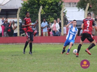 
<a style='margin-left: 5px;' class='btn btn-xs btn-social btn-facebook' href='https://www.facebook.com/sharer/sharer.php?u=https://boladovale.com.br/imgs/800-800-90/conteudo/fotos/1635/img5741.jpg' rel='popup' data-width='500' data-height='400'><i class='fa fa-facebook'></i>Compartilhar <span class='hidden-xs'>no Facebook</span>
</a> 
<a class='btn btn-default btn-xs' target='_blank' href='imgs/800-800-90/conteudo/fotos/1635/img5741.jpg'>
<span class='glyphicon glyphicon-cloud-download'></span> Salvar
</a> 
<span></span>