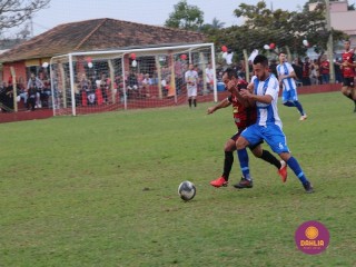 
<a style='margin-left: 5px;' class='btn btn-xs btn-social btn-facebook' href='https://www.facebook.com/sharer/sharer.php?u=https://boladovale.com.br/imgs/800-800-90/conteudo/fotos/1635/img5745.jpg' rel='popup' data-width='500' data-height='400'><i class='fa fa-facebook'></i>Compartilhar <span class='hidden-xs'>no Facebook</span>
</a> 
<a class='btn btn-default btn-xs' target='_blank' href='imgs/800-800-90/conteudo/fotos/1635/img5745.jpg'>
<span class='glyphicon glyphicon-cloud-download'></span> Salvar
</a> 
<span></span>