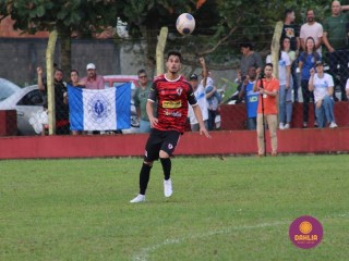 
<a style='margin-left: 5px;' class='btn btn-xs btn-social btn-facebook' href='https://www.facebook.com/sharer/sharer.php?u=https://boladovale.com.br/imgs/800-800-90/conteudo/fotos/1635/img5755.jpg' rel='popup' data-width='500' data-height='400'><i class='fa fa-facebook'></i>Compartilhar <span class='hidden-xs'>no Facebook</span>
</a> 
<a class='btn btn-default btn-xs' target='_blank' href='imgs/800-800-90/conteudo/fotos/1635/img5755.jpg'>
<span class='glyphicon glyphicon-cloud-download'></span> Salvar
</a> 
<span></span>