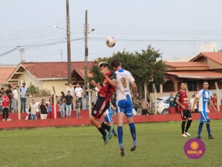 
<a style='margin-left: 5px;' class='btn btn-xs btn-social btn-facebook' href='https://www.facebook.com/sharer/sharer.php?u=https://boladovale.com.br/imgs/800-800-90/conteudo/fotos/1635/img5767.jpg' rel='popup' data-width='500' data-height='400'><i class='fa fa-facebook'></i>Compartilhar <span class='hidden-xs'>no Facebook</span>
</a> 
<a class='btn btn-default btn-xs' target='_blank' href='imgs/800-800-90/conteudo/fotos/1635/img5767.jpg'>
<span class='glyphicon glyphicon-cloud-download'></span> Salvar
</a> 
<span></span>