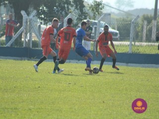 
<a style='margin-left: 5px;' class='btn btn-xs btn-social btn-facebook' href='https://www.facebook.com/sharer/sharer.php?u=https://boladovale.com.br/imgs/800-800-90/conteudo/fotos/1637/img4828.jpg' rel='popup' data-width='500' data-height='400'><i class='fa fa-facebook'></i>Compartilhar <span class='hidden-xs'>no Facebook</span>
</a> 
<a class='btn btn-default btn-xs' target='_blank' href='imgs/800-800-90/conteudo/fotos/1637/img4828.jpg'>
<span class='glyphicon glyphicon-cloud-download'></span> Salvar
</a> 
<span></span>