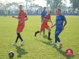 
<a style='margin-left: 5px;' class='btn btn-xs btn-social btn-facebook' href='https://www.facebook.com/sharer/sharer.php?u=https://boladovale.com.br/imgs/800-800-90/conteudo/fotos/1637/img4855.jpg' rel='popup' data-width='500' data-height='400'><i class='fa fa-facebook'></i>Compartilhar <span class='hidden-xs'>no Facebook</span>
</a> 
<a class='btn btn-default btn-xs' target='_blank' href='imgs/800-800-90/conteudo/fotos/1637/img4855.jpg'>
<span class='glyphicon glyphicon-cloud-download'></span> Salvar
</a> 
<span></span>