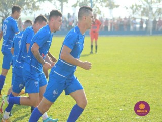 
<a style='margin-left: 5px;' class='btn btn-xs btn-social btn-facebook' href='https://www.facebook.com/sharer/sharer.php?u=https://boladovale.com.br/imgs/800-800-90/conteudo/fotos/1637/img4875.jpg' rel='popup' data-width='500' data-height='400'><i class='fa fa-facebook'></i>Compartilhar <span class='hidden-xs'>no Facebook</span>
</a> 
<a class='btn btn-default btn-xs' target='_blank' href='imgs/800-800-90/conteudo/fotos/1637/img4875.jpg'>
<span class='glyphicon glyphicon-cloud-download'></span> Salvar
</a> 
<span></span>