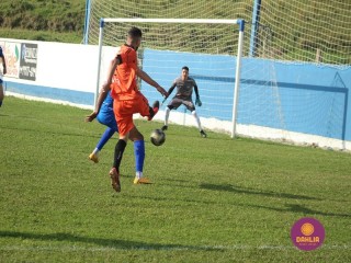 
<a style='margin-left: 5px;' class='btn btn-xs btn-social btn-facebook' href='https://www.facebook.com/sharer/sharer.php?u=https://boladovale.com.br/imgs/800-800-90/conteudo/fotos/1637/img4881.jpg' rel='popup' data-width='500' data-height='400'><i class='fa fa-facebook'></i>Compartilhar <span class='hidden-xs'>no Facebook</span>
</a> 
<a class='btn btn-default btn-xs' target='_blank' href='imgs/800-800-90/conteudo/fotos/1637/img4881.jpg'>
<span class='glyphicon glyphicon-cloud-download'></span> Salvar
</a> 
<span></span>