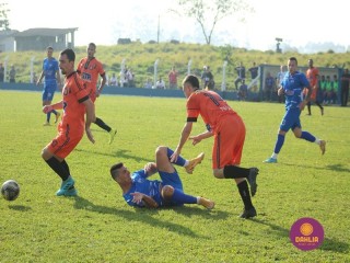 
<a style='margin-left: 5px;' class='btn btn-xs btn-social btn-facebook' href='https://www.facebook.com/sharer/sharer.php?u=https://boladovale.com.br/imgs/800-800-90/conteudo/fotos/1637/img4892.jpg' rel='popup' data-width='500' data-height='400'><i class='fa fa-facebook'></i>Compartilhar <span class='hidden-xs'>no Facebook</span>
</a> 
<a class='btn btn-default btn-xs' target='_blank' href='imgs/800-800-90/conteudo/fotos/1637/img4892.jpg'>
<span class='glyphicon glyphicon-cloud-download'></span> Salvar
</a> 
<span></span>