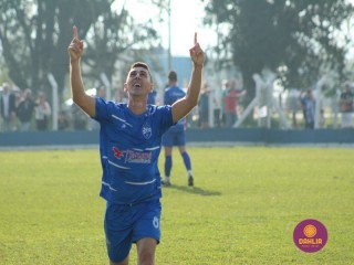 
<a style='margin-left: 5px;' class='btn btn-xs btn-social btn-facebook' href='https://www.facebook.com/sharer/sharer.php?u=https://boladovale.com.br/imgs/800-800-90/conteudo/fotos/1637/img4932.jpg' rel='popup' data-width='500' data-height='400'><i class='fa fa-facebook'></i>Compartilhar <span class='hidden-xs'>no Facebook</span>
</a> 
<a class='btn btn-default btn-xs' target='_blank' href='imgs/800-800-90/conteudo/fotos/1637/img4932.jpg'>
<span class='glyphicon glyphicon-cloud-download'></span> Salvar
</a> 
<span></span>