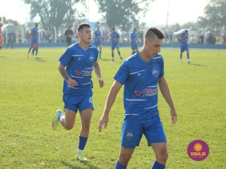 
<a style='margin-left: 5px;' class='btn btn-xs btn-social btn-facebook' href='https://www.facebook.com/sharer/sharer.php?u=https://boladovale.com.br/imgs/800-800-90/conteudo/fotos/1637/img4939.jpg' rel='popup' data-width='500' data-height='400'><i class='fa fa-facebook'></i>Compartilhar <span class='hidden-xs'>no Facebook</span>
</a> 
<a class='btn btn-default btn-xs' target='_blank' href='imgs/800-800-90/conteudo/fotos/1637/img4939.jpg'>
<span class='glyphicon glyphicon-cloud-download'></span> Salvar
</a> 
<span></span>