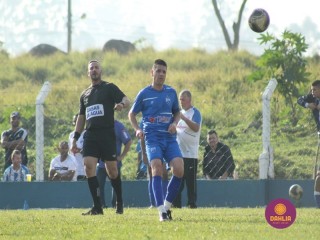 
<a style='margin-left: 5px;' class='btn btn-xs btn-social btn-facebook' href='https://www.facebook.com/sharer/sharer.php?u=https://boladovale.com.br/imgs/800-800-90/conteudo/fotos/1637/img4942.jpg' rel='popup' data-width='500' data-height='400'><i class='fa fa-facebook'></i>Compartilhar <span class='hidden-xs'>no Facebook</span>
</a> 
<a class='btn btn-default btn-xs' target='_blank' href='imgs/800-800-90/conteudo/fotos/1637/img4942.jpg'>
<span class='glyphicon glyphicon-cloud-download'></span> Salvar
</a> 
<span></span>