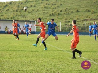 
<a style='margin-left: 5px;' class='btn btn-xs btn-social btn-facebook' href='https://www.facebook.com/sharer/sharer.php?u=https://boladovale.com.br/imgs/800-800-90/conteudo/fotos/1637/img5009.jpg' rel='popup' data-width='500' data-height='400'><i class='fa fa-facebook'></i>Compartilhar <span class='hidden-xs'>no Facebook</span>
</a> 
<a class='btn btn-default btn-xs' target='_blank' href='imgs/800-800-90/conteudo/fotos/1637/img5009.jpg'>
<span class='glyphicon glyphicon-cloud-download'></span> Salvar
</a> 
<span></span>