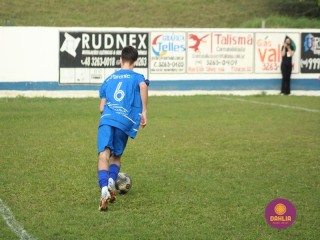 
<a style='margin-left: 5px;' class='btn btn-xs btn-social btn-facebook' href='https://www.facebook.com/sharer/sharer.php?u=https://boladovale.com.br/imgs/800-800-90/conteudo/fotos/1637/img5064.jpg' rel='popup' data-width='500' data-height='400'><i class='fa fa-facebook'></i>Compartilhar <span class='hidden-xs'>no Facebook</span>
</a> 
<a class='btn btn-default btn-xs' target='_blank' href='imgs/800-800-90/conteudo/fotos/1637/img5064.jpg'>
<span class='glyphicon glyphicon-cloud-download'></span> Salvar
</a> 
<span></span>