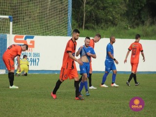 
<a style='margin-left: 5px;' class='btn btn-xs btn-social btn-facebook' href='https://www.facebook.com/sharer/sharer.php?u=https://boladovale.com.br/imgs/800-800-90/conteudo/fotos/1637/img5084.jpg' rel='popup' data-width='500' data-height='400'><i class='fa fa-facebook'></i>Compartilhar <span class='hidden-xs'>no Facebook</span>
</a> 
<a class='btn btn-default btn-xs' target='_blank' href='imgs/800-800-90/conteudo/fotos/1637/img5084.jpg'>
<span class='glyphicon glyphicon-cloud-download'></span> Salvar
</a> 
<span></span>