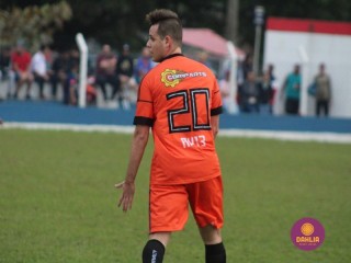 
<a style='margin-left: 5px;' class='btn btn-xs btn-social btn-facebook' href='https://www.facebook.com/sharer/sharer.php?u=https://boladovale.com.br/imgs/800-800-90/conteudo/fotos/1637/img5173.jpg' rel='popup' data-width='500' data-height='400'><i class='fa fa-facebook'></i>Compartilhar <span class='hidden-xs'>no Facebook</span>
</a> 
<a class='btn btn-default btn-xs' target='_blank' href='imgs/800-800-90/conteudo/fotos/1637/img5173.jpg'>
<span class='glyphicon glyphicon-cloud-download'></span> Salvar
</a> 
<span></span>