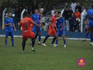 
<a style='margin-left: 5px;' class='btn btn-xs btn-social btn-facebook' href='https://www.facebook.com/sharer/sharer.php?u=https://boladovale.com.br/imgs/800-800-90/conteudo/fotos/1637/img5196.jpg' rel='popup' data-width='500' data-height='400'><i class='fa fa-facebook'></i>Compartilhar <span class='hidden-xs'>no Facebook</span>
</a> 
<a class='btn btn-default btn-xs' target='_blank' href='imgs/800-800-90/conteudo/fotos/1637/img5196.jpg'>
<span class='glyphicon glyphicon-cloud-download'></span> Salvar
</a> 
<span></span>