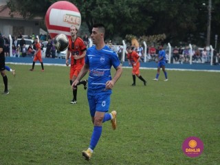 
<a style='margin-left: 5px;' class='btn btn-xs btn-social btn-facebook' href='https://www.facebook.com/sharer/sharer.php?u=https://boladovale.com.br/imgs/800-800-90/conteudo/fotos/1637/img5203.jpg' rel='popup' data-width='500' data-height='400'><i class='fa fa-facebook'></i>Compartilhar <span class='hidden-xs'>no Facebook</span>
</a> 
<a class='btn btn-default btn-xs' target='_blank' href='imgs/800-800-90/conteudo/fotos/1637/img5203.jpg'>
<span class='glyphicon glyphicon-cloud-download'></span> Salvar
</a> 
<span></span>