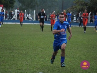 
<a style='margin-left: 5px;' class='btn btn-xs btn-social btn-facebook' href='https://www.facebook.com/sharer/sharer.php?u=https://boladovale.com.br/imgs/800-800-90/conteudo/fotos/1637/img5209.jpg' rel='popup' data-width='500' data-height='400'><i class='fa fa-facebook'></i>Compartilhar <span class='hidden-xs'>no Facebook</span>
</a> 
<a class='btn btn-default btn-xs' target='_blank' href='imgs/800-800-90/conteudo/fotos/1637/img5209.jpg'>
<span class='glyphicon glyphicon-cloud-download'></span> Salvar
</a> 
<span></span>