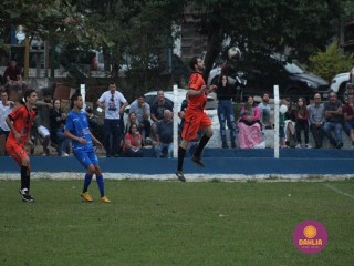 
<a style='margin-left: 5px;' class='btn btn-xs btn-social btn-facebook' href='https://www.facebook.com/sharer/sharer.php?u=https://boladovale.com.br/imgs/800-800-90/conteudo/fotos/1637/img5210.jpg' rel='popup' data-width='500' data-height='400'><i class='fa fa-facebook'></i>Compartilhar <span class='hidden-xs'>no Facebook</span>
</a> 
<a class='btn btn-default btn-xs' target='_blank' href='imgs/800-800-90/conteudo/fotos/1637/img5210.jpg'>
<span class='glyphicon glyphicon-cloud-download'></span> Salvar
</a> 
<span></span>