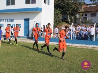 
<a style='margin-left: 5px;' class='btn btn-xs btn-social btn-facebook' href='https://www.facebook.com/sharer/sharer.php?u=https://boladovale.com.br/imgs/800-800-90/conteudo/fotos/1637/img6569.jpg' rel='popup' data-width='500' data-height='400'><i class='fa fa-facebook'></i>Compartilhar <span class='hidden-xs'>no Facebook</span>
</a> 
<a class='btn btn-default btn-xs' target='_blank' href='imgs/800-800-90/conteudo/fotos/1637/img6569.jpg'>
<span class='glyphicon glyphicon-cloud-download'></span> Salvar
</a> 
<span></span>