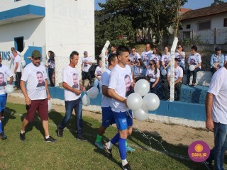 
<a style='margin-left: 5px;' class='btn btn-xs btn-social btn-facebook' href='https://www.facebook.com/sharer/sharer.php?u=https://boladovale.com.br/imgs/800-800-90/conteudo/fotos/1637/img6592.jpg' rel='popup' data-width='500' data-height='400'><i class='fa fa-facebook'></i>Compartilhar <span class='hidden-xs'>no Facebook</span>
</a> 
<a class='btn btn-default btn-xs' target='_blank' href='imgs/800-800-90/conteudo/fotos/1637/img6592.jpg'>
<span class='glyphicon glyphicon-cloud-download'></span> Salvar
</a> 
<span></span>