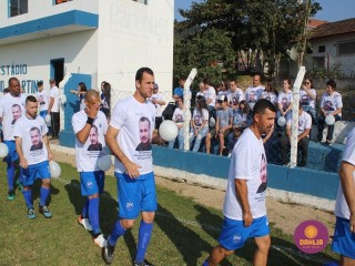 
<a style='margin-left: 5px;' class='btn btn-xs btn-social btn-facebook' href='https://www.facebook.com/sharer/sharer.php?u=https://boladovale.com.br/imgs/800-800-90/conteudo/fotos/1637/img6597.jpg' rel='popup' data-width='500' data-height='400'><i class='fa fa-facebook'></i>Compartilhar <span class='hidden-xs'>no Facebook</span>
</a> 
<a class='btn btn-default btn-xs' target='_blank' href='imgs/800-800-90/conteudo/fotos/1637/img6597.jpg'>
<span class='glyphicon glyphicon-cloud-download'></span> Salvar
</a> 
<span></span>