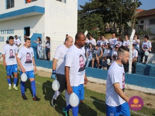 
<a style='margin-left: 5px;' class='btn btn-xs btn-social btn-facebook' href='https://www.facebook.com/sharer/sharer.php?u=https://boladovale.com.br/imgs/800-800-90/conteudo/fotos/1637/img6599.jpg' rel='popup' data-width='500' data-height='400'><i class='fa fa-facebook'></i>Compartilhar <span class='hidden-xs'>no Facebook</span>
</a> 
<a class='btn btn-default btn-xs' target='_blank' href='imgs/800-800-90/conteudo/fotos/1637/img6599.jpg'>
<span class='glyphicon glyphicon-cloud-download'></span> Salvar
</a> 
<span></span>