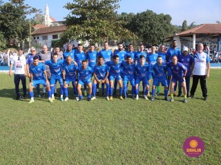 
<a style='margin-left: 5px;' class='btn btn-xs btn-social btn-facebook' href='https://www.facebook.com/sharer/sharer.php?u=https://boladovale.com.br/imgs/800-800-90/conteudo/fotos/1637/img6646.jpg' rel='popup' data-width='500' data-height='400'><i class='fa fa-facebook'></i>Compartilhar <span class='hidden-xs'>no Facebook</span>
</a> 
<a class='btn btn-default btn-xs' target='_blank' href='imgs/800-800-90/conteudo/fotos/1637/img6646.jpg'>
<span class='glyphicon glyphicon-cloud-download'></span> Salvar
</a> 
<span></span>