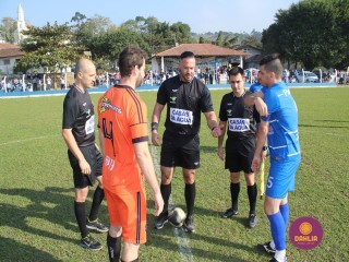 
<a style='margin-left: 5px;' class='btn btn-xs btn-social btn-facebook' href='https://www.facebook.com/sharer/sharer.php?u=https://boladovale.com.br/imgs/800-800-90/conteudo/fotos/1637/img6649.jpg' rel='popup' data-width='500' data-height='400'><i class='fa fa-facebook'></i>Compartilhar <span class='hidden-xs'>no Facebook</span>
</a> 
<a class='btn btn-default btn-xs' target='_blank' href='imgs/800-800-90/conteudo/fotos/1637/img6649.jpg'>
<span class='glyphicon glyphicon-cloud-download'></span> Salvar
</a> 
<span></span>