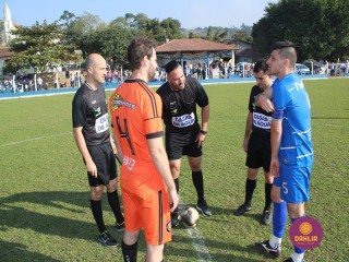 
<a style='margin-left: 5px;' class='btn btn-xs btn-social btn-facebook' href='https://www.facebook.com/sharer/sharer.php?u=https://boladovale.com.br/imgs/800-800-90/conteudo/fotos/1637/img6650.jpg' rel='popup' data-width='500' data-height='400'><i class='fa fa-facebook'></i>Compartilhar <span class='hidden-xs'>no Facebook</span>
</a> 
<a class='btn btn-default btn-xs' target='_blank' href='imgs/800-800-90/conteudo/fotos/1637/img6650.jpg'>
<span class='glyphicon glyphicon-cloud-download'></span> Salvar
</a> 
<span></span>