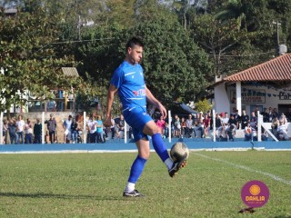 
<a style='margin-left: 5px;' class='btn btn-xs btn-social btn-facebook' href='https://www.facebook.com/sharer/sharer.php?u=https://boladovale.com.br/imgs/800-800-90/conteudo/fotos/1637/img6682.jpg' rel='popup' data-width='500' data-height='400'><i class='fa fa-facebook'></i>Compartilhar <span class='hidden-xs'>no Facebook</span>
</a> 
<a class='btn btn-default btn-xs' target='_blank' href='imgs/800-800-90/conteudo/fotos/1637/img6682.jpg'>
<span class='glyphicon glyphicon-cloud-download'></span> Salvar
</a> 
<span></span>