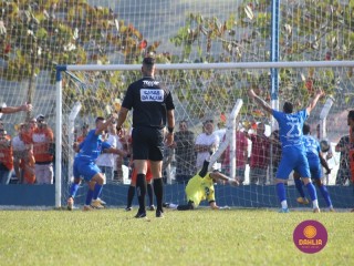 
<a style='margin-left: 5px;' class='btn btn-xs btn-social btn-facebook' href='https://www.facebook.com/sharer/sharer.php?u=https://boladovale.com.br/imgs/800-800-90/conteudo/fotos/1637/img6694.jpg' rel='popup' data-width='500' data-height='400'><i class='fa fa-facebook'></i>Compartilhar <span class='hidden-xs'>no Facebook</span>
</a> 
<a class='btn btn-default btn-xs' target='_blank' href='imgs/800-800-90/conteudo/fotos/1637/img6694.jpg'>
<span class='glyphicon glyphicon-cloud-download'></span> Salvar
</a> 
<span></span>