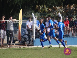 
<a style='margin-left: 5px;' class='btn btn-xs btn-social btn-facebook' href='https://www.facebook.com/sharer/sharer.php?u=https://boladovale.com.br/imgs/800-800-90/conteudo/fotos/1637/img6698.jpg' rel='popup' data-width='500' data-height='400'><i class='fa fa-facebook'></i>Compartilhar <span class='hidden-xs'>no Facebook</span>
</a> 
<a class='btn btn-default btn-xs' target='_blank' href='imgs/800-800-90/conteudo/fotos/1637/img6698.jpg'>
<span class='glyphicon glyphicon-cloud-download'></span> Salvar
</a> 
<span></span>