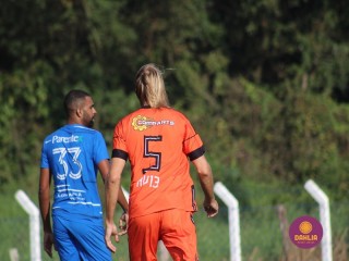 
<a style='margin-left: 5px;' class='btn btn-xs btn-social btn-facebook' href='https://www.facebook.com/sharer/sharer.php?u=https://boladovale.com.br/imgs/800-800-90/conteudo/fotos/1637/img6736.jpg' rel='popup' data-width='500' data-height='400'><i class='fa fa-facebook'></i>Compartilhar <span class='hidden-xs'>no Facebook</span>
</a> 
<a class='btn btn-default btn-xs' target='_blank' href='imgs/800-800-90/conteudo/fotos/1637/img6736.jpg'>
<span class='glyphicon glyphicon-cloud-download'></span> Salvar
</a> 
<span></span>