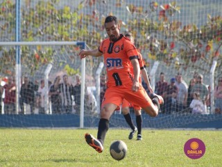 
<a style='margin-left: 5px;' class='btn btn-xs btn-social btn-facebook' href='https://www.facebook.com/sharer/sharer.php?u=https://boladovale.com.br/imgs/800-800-90/conteudo/fotos/1637/img6758.jpg' rel='popup' data-width='500' data-height='400'><i class='fa fa-facebook'></i>Compartilhar <span class='hidden-xs'>no Facebook</span>
</a> 
<a class='btn btn-default btn-xs' target='_blank' href='imgs/800-800-90/conteudo/fotos/1637/img6758.jpg'>
<span class='glyphicon glyphicon-cloud-download'></span> Salvar
</a> 
<span></span>