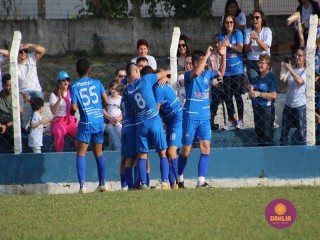 
<a style='margin-left: 5px;' class='btn btn-xs btn-social btn-facebook' href='https://www.facebook.com/sharer/sharer.php?u=https://boladovale.com.br/imgs/800-800-90/conteudo/fotos/1637/img6772.jpg' rel='popup' data-width='500' data-height='400'><i class='fa fa-facebook'></i>Compartilhar <span class='hidden-xs'>no Facebook</span>
</a> 
<a class='btn btn-default btn-xs' target='_blank' href='imgs/800-800-90/conteudo/fotos/1637/img6772.jpg'>
<span class='glyphicon glyphicon-cloud-download'></span> Salvar
</a> 
<span></span>