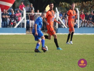 
<a style='margin-left: 5px;' class='btn btn-xs btn-social btn-facebook' href='https://www.facebook.com/sharer/sharer.php?u=https://boladovale.com.br/imgs/800-800-90/conteudo/fotos/1637/img6799.jpg' rel='popup' data-width='500' data-height='400'><i class='fa fa-facebook'></i>Compartilhar <span class='hidden-xs'>no Facebook</span>
</a> 
<a class='btn btn-default btn-xs' target='_blank' href='imgs/800-800-90/conteudo/fotos/1637/img6799.jpg'>
<span class='glyphicon glyphicon-cloud-download'></span> Salvar
</a> 
<span></span>