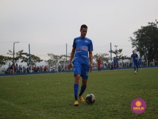 
<a style='margin-left: 5px;' class='btn btn-xs btn-social btn-facebook' href='https://www.facebook.com/sharer/sharer.php?u=https://boladovale.com.br/imgs/800-800-90/conteudo/fotos/1637/img6898.jpg' rel='popup' data-width='500' data-height='400'><i class='fa fa-facebook'></i>Compartilhar <span class='hidden-xs'>no Facebook</span>
</a> 
<a class='btn btn-default btn-xs' target='_blank' href='imgs/800-800-90/conteudo/fotos/1637/img6898.jpg'>
<span class='glyphicon glyphicon-cloud-download'></span> Salvar
</a> 
<span></span>