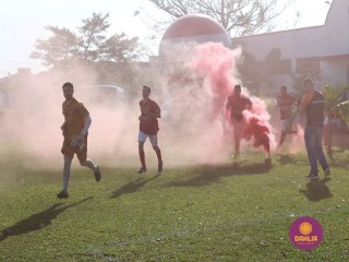 
<a style='margin-left: 5px;' class='btn btn-xs btn-social btn-facebook' href='https://www.facebook.com/sharer/sharer.php?u=https://boladovale.com.br/imgs/800-800-90/conteudo/fotos/1638/img5293.jpg' rel='popup' data-width='500' data-height='400'><i class='fa fa-facebook'></i>Compartilhar <span class='hidden-xs'>no Facebook</span>
</a> 
<a class='btn btn-default btn-xs' target='_blank' href='imgs/800-800-90/conteudo/fotos/1638/img5293.jpg'>
<span class='glyphicon glyphicon-cloud-download'></span> Salvar
</a> 
<span></span>