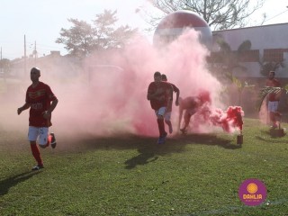 
<a style='margin-left: 5px;' class='btn btn-xs btn-social btn-facebook' href='https://www.facebook.com/sharer/sharer.php?u=https://boladovale.com.br/imgs/800-800-90/conteudo/fotos/1638/img5299.jpg' rel='popup' data-width='500' data-height='400'><i class='fa fa-facebook'></i>Compartilhar <span class='hidden-xs'>no Facebook</span>
</a> 
<a class='btn btn-default btn-xs' target='_blank' href='imgs/800-800-90/conteudo/fotos/1638/img5299.jpg'>
<span class='glyphicon glyphicon-cloud-download'></span> Salvar
</a> 
<span></span>