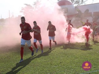 
<a style='margin-left: 5px;' class='btn btn-xs btn-social btn-facebook' href='https://www.facebook.com/sharer/sharer.php?u=https://boladovale.com.br/imgs/800-800-90/conteudo/fotos/1638/img5301.jpg' rel='popup' data-width='500' data-height='400'><i class='fa fa-facebook'></i>Compartilhar <span class='hidden-xs'>no Facebook</span>
</a> 
<a class='btn btn-default btn-xs' target='_blank' href='imgs/800-800-90/conteudo/fotos/1638/img5301.jpg'>
<span class='glyphicon glyphicon-cloud-download'></span> Salvar
</a> 
<span></span>
