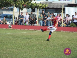 
<a style='margin-left: 5px;' class='btn btn-xs btn-social btn-facebook' href='https://www.facebook.com/sharer/sharer.php?u=https://boladovale.com.br/imgs/800-800-90/conteudo/fotos/1638/img5421.jpg' rel='popup' data-width='500' data-height='400'><i class='fa fa-facebook'></i>Compartilhar <span class='hidden-xs'>no Facebook</span>
</a> 
<a class='btn btn-default btn-xs' target='_blank' href='imgs/800-800-90/conteudo/fotos/1638/img5421.jpg'>
<span class='glyphicon glyphicon-cloud-download'></span> Salvar
</a> 
<span></span>